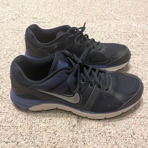 Men’s Nike shoes size 10.5